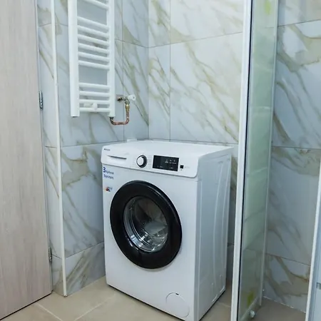 Charming Urban Oasis 1br Near Megaro Mousikis * Athens